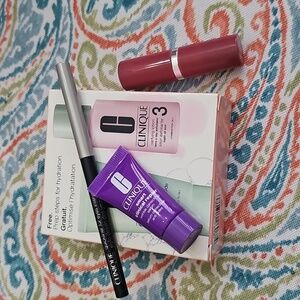 Clinique Minis - Face Wash, Lotion, Wrinkle Serum,  Liner, Lipstick